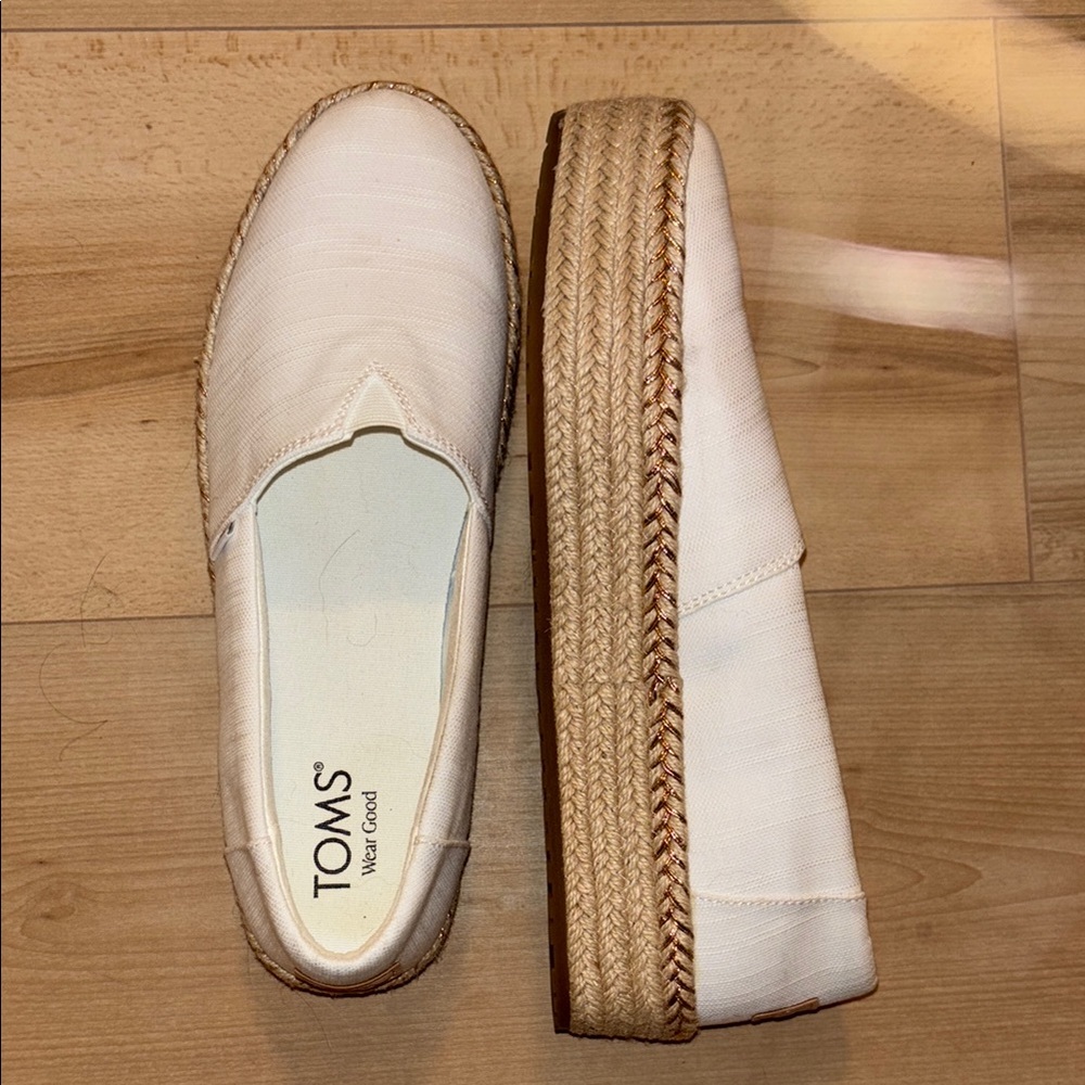 TOMS Women's White Espadrille Shoes
